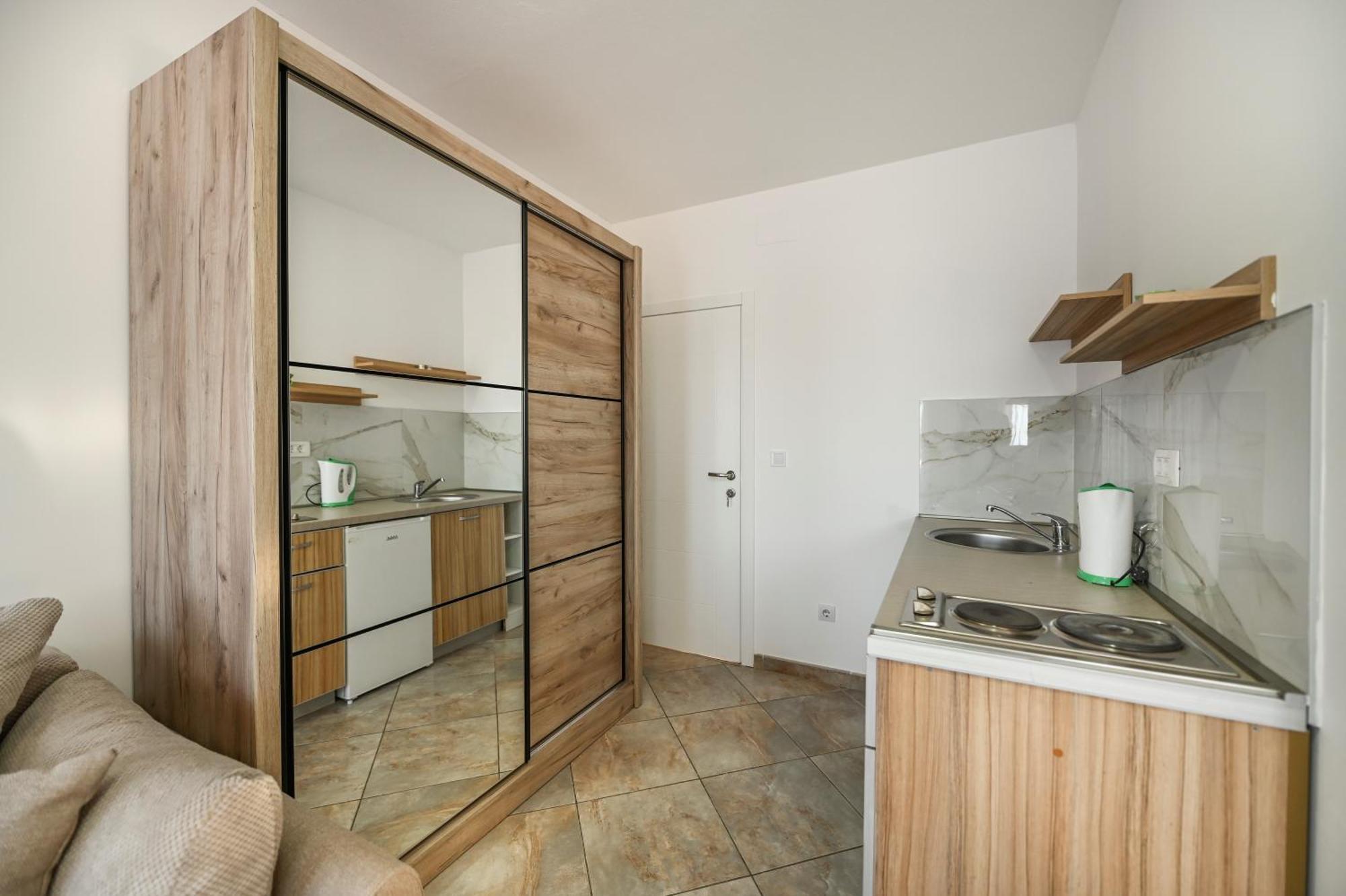 בודווה Villa Lux Rajovic מראה חיצוני תמונה