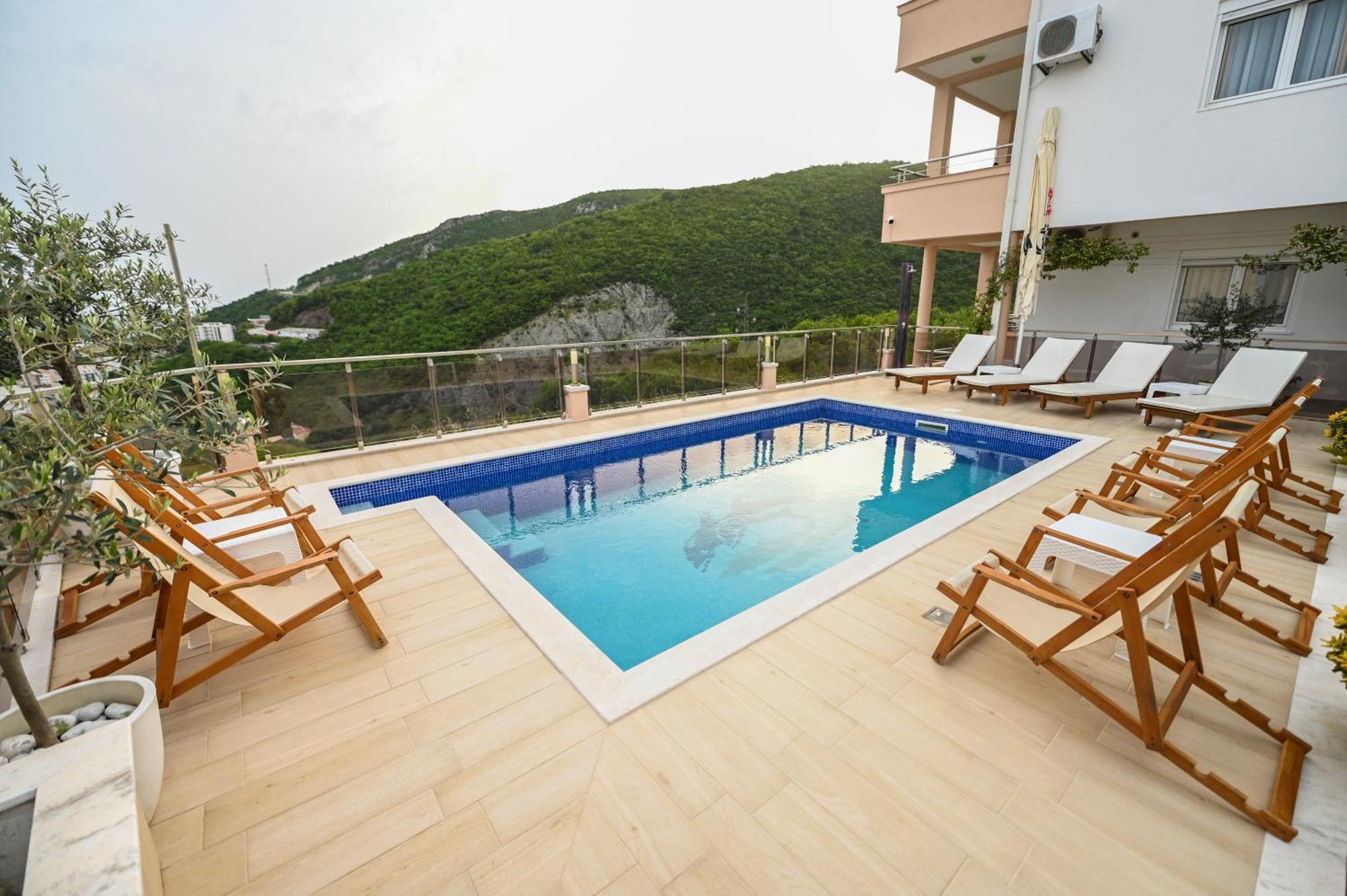 בודווה Villa Lux Rajovic מראה חיצוני תמונה